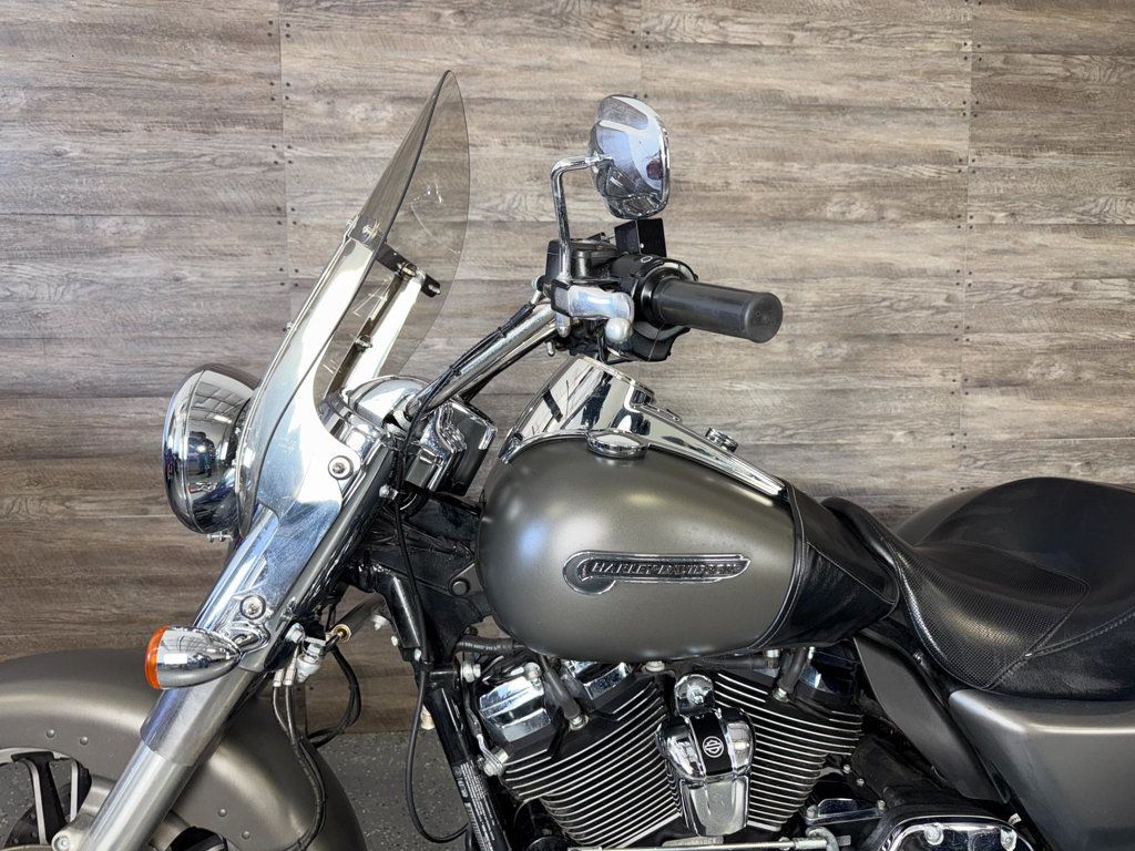 2018 Harley-Davidson FLRT Freewheeler One Owner! - 22998299 - 11