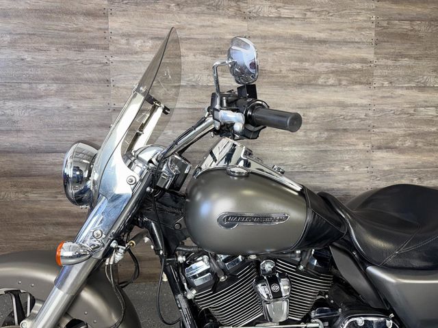 2018 Harley-Davidson FLRT Freewheeler One Owner! - 22998299 - 11