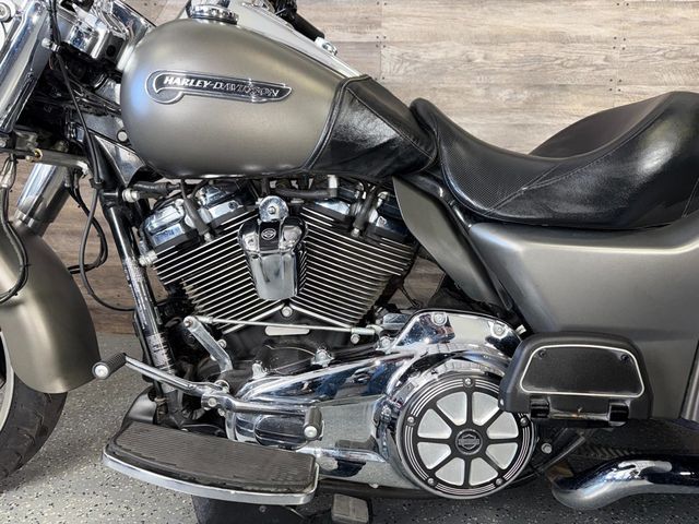 2018 Harley-Davidson FLRT Freewheeler One Owner! - 22998299 - 12
