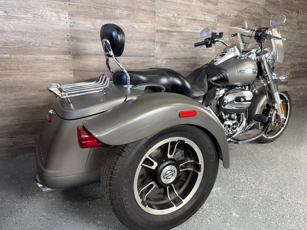 2018 Harley-Davidson FLRT Freewheeler One Owner! - 22998299 - 2