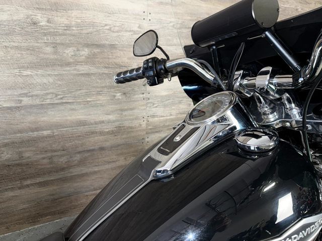 2018 Harley-Davidson FLSB Sport Glide LOW MILES! - 22943403 - 7