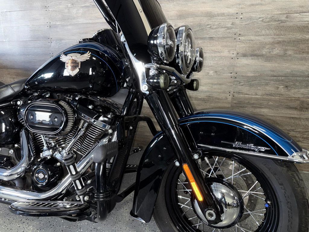 2018 Harley-Davidson Heritage Classic 114 115th Anniversary LOW MILES! - 22917271 - 3