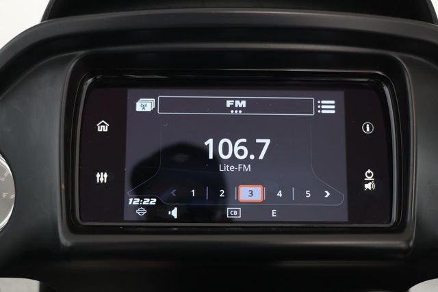 2018 Harley-Davidson Road Glide Ultra - 22900549 - 12