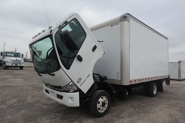 2018 HINO 155 (16ft Box with Lift Gate) - 22963458 - 60