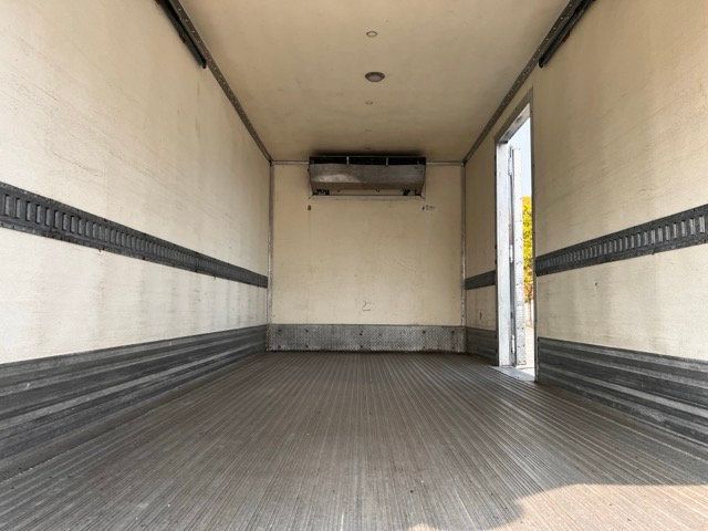 2018 HINO 18 FOOT NON CDL SIDE DOOR ENTRY REFRIGERATED/REEFER BOX - 22558835 - 18