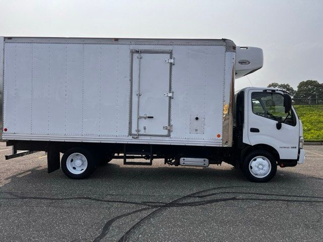 2018 HINO 18 FOOT NON CDL SIDE DOOR ENTRY REFRIGERATED/REEFER BOX - 22558835 - 1