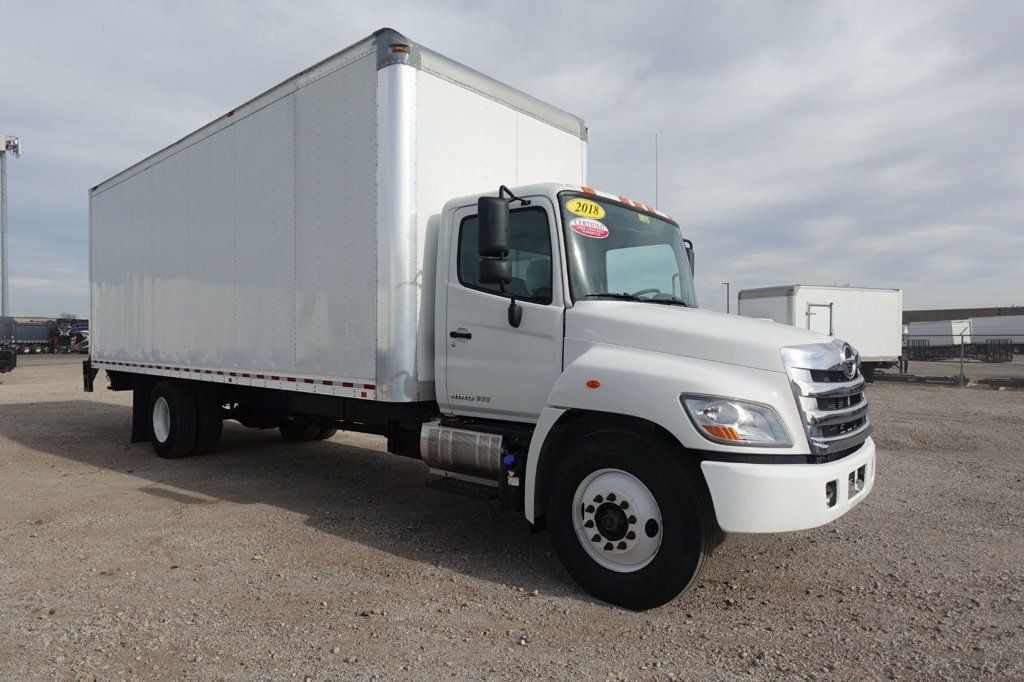 2018 HINO 268 (26ft Box with Lift Gate) - 22969740 - 0