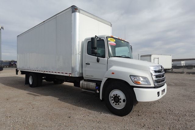 2018 HINO 268 (26ft Box with Lift Gate) - 22969740 - 0