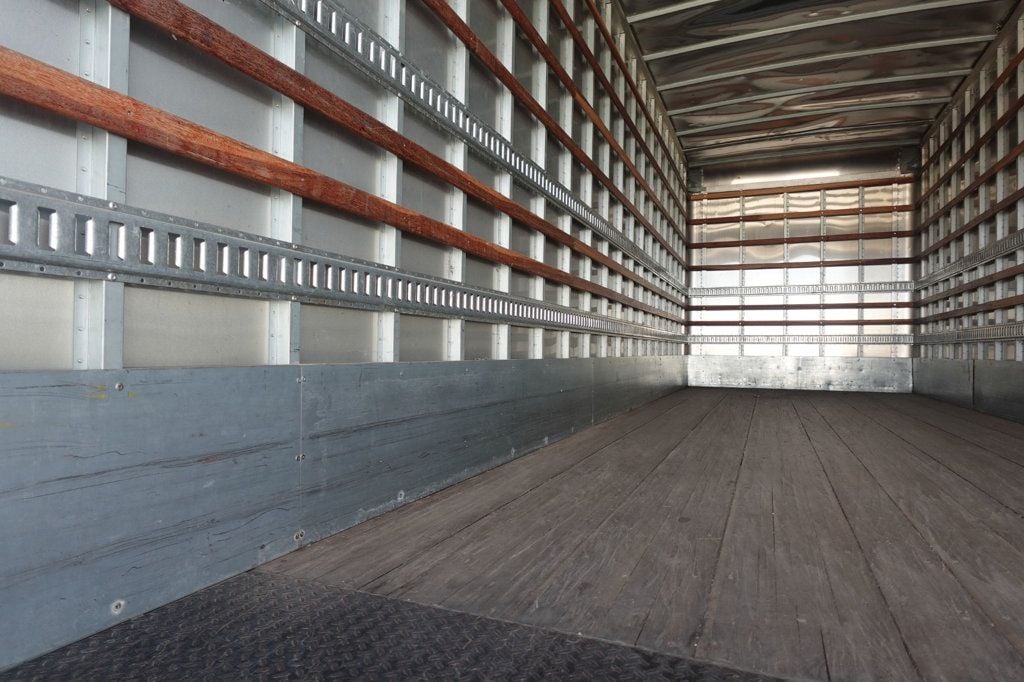 2018 HINO 268 (26ft Box with Lift Gate) - 22969740 - 20