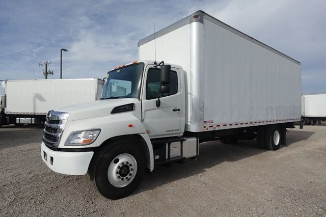 2018 HINO 268 (26ft Box with Lift Gate) - 22969740 - 2