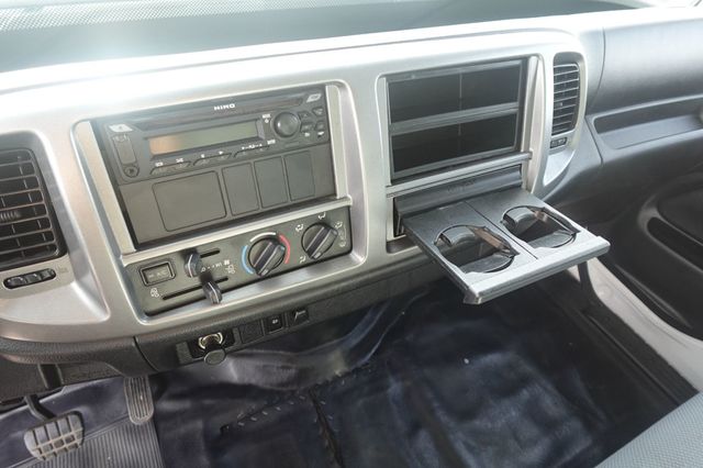 2018 HINO 268 (26ft Box with Lift Gate) - 22969740 - 44