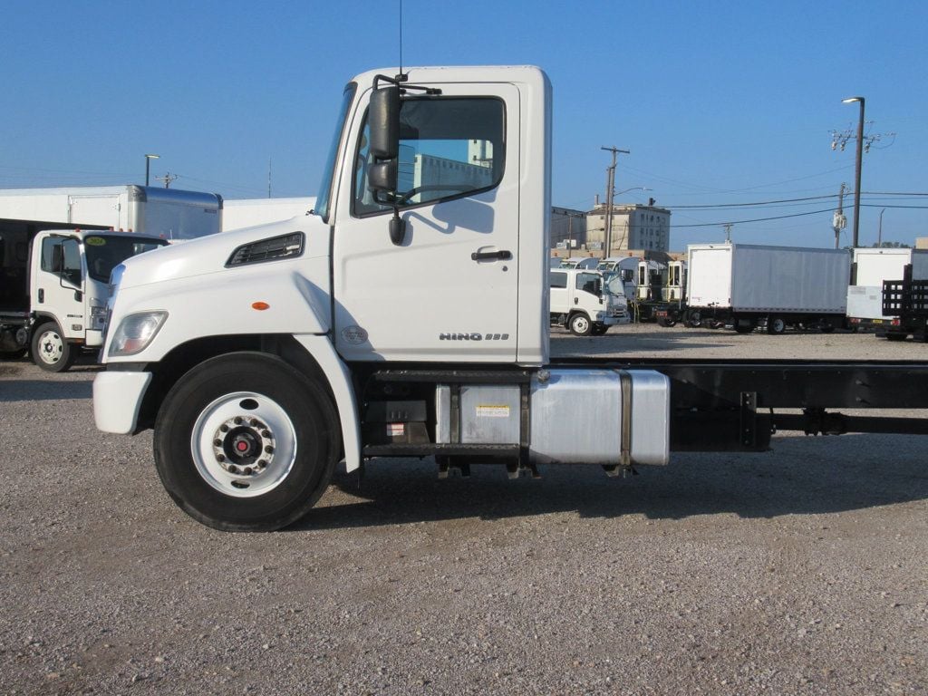 2018 HINO 338 (Cab Chassis-Diesel) - 22449660 - 4