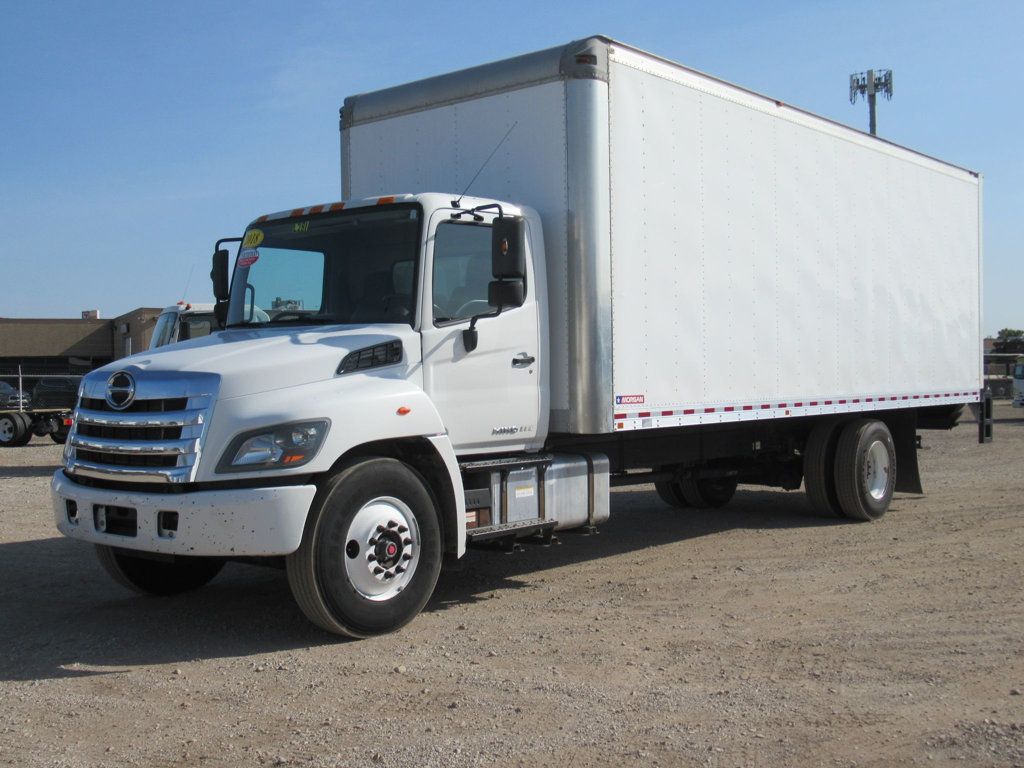 2018 HINO 338D (26ft Box with Gate) - 22355451 - 2