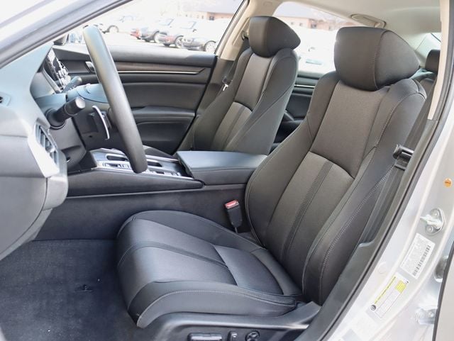 2018 Honda Accord Hybrid EX Sedan - 22990670 - 21