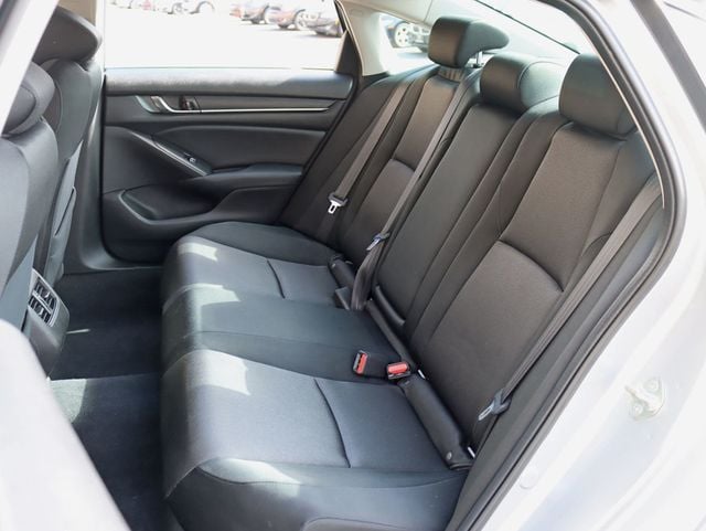 2018 Honda Accord Hybrid EX Sedan - 22990670 - 23