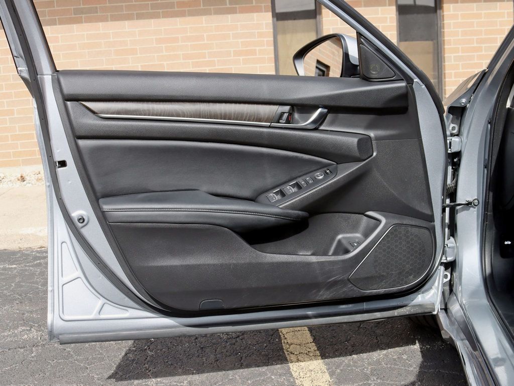 2018 Honda Accord Hybrid EX Sedan - 22990670 - 26