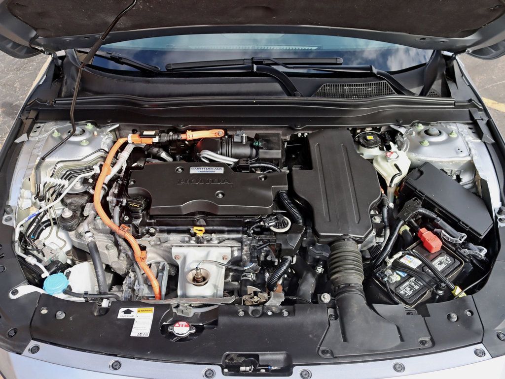 2018 Honda Accord Hybrid EX Sedan - 22990670 - 31