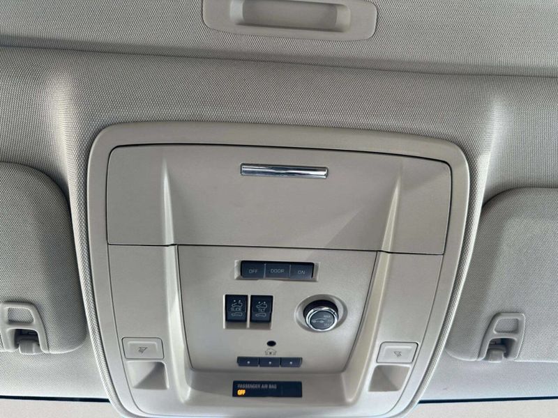 2018 Honda Accord Hybrid EX Sedan - 22983732 - 33