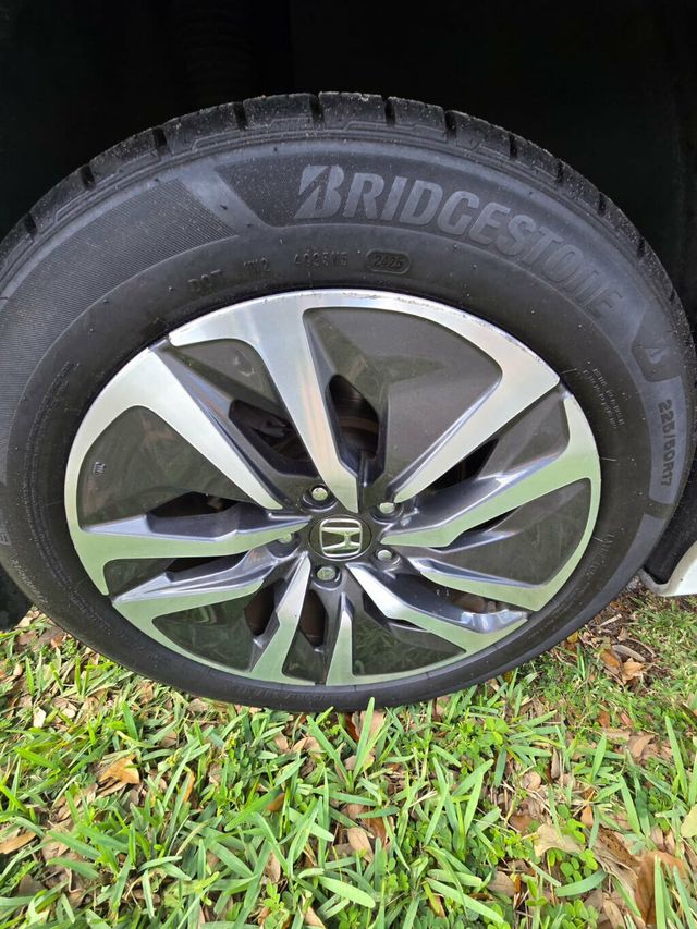 2018 Honda Accord Hybrid Sedan - 23011811 - 11