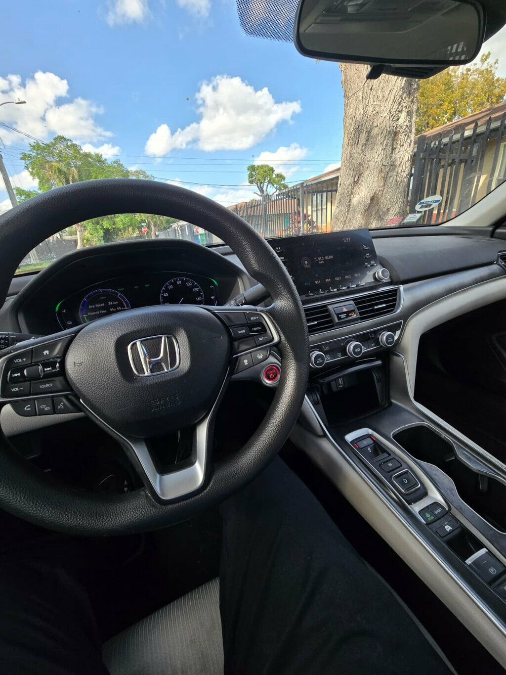 2018 Honda Accord Hybrid Sedan - 23011811 - 2