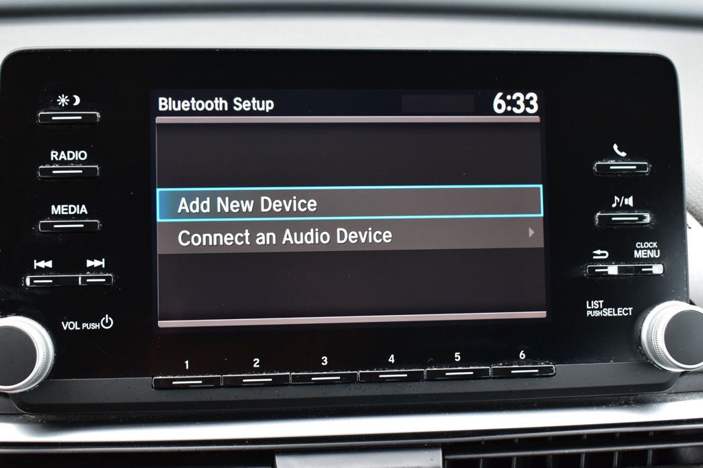 2018 Honda Accord Hybrid Sedan - 23051200 - 24