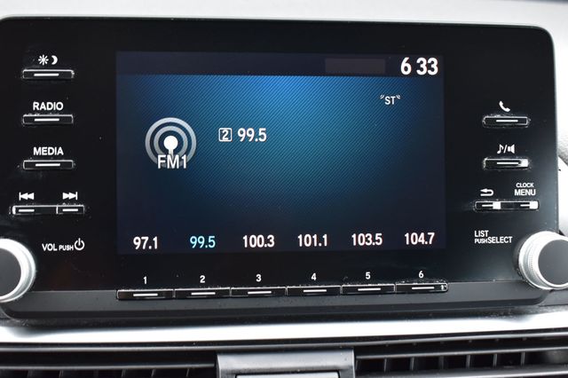 2018 Honda Accord Hybrid Sedan - 23051200 - 26