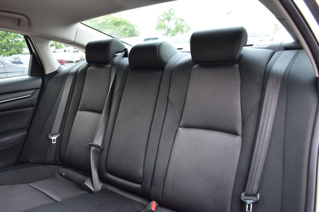 2018 Honda Accord Hybrid Sedan - 23051200 - 44