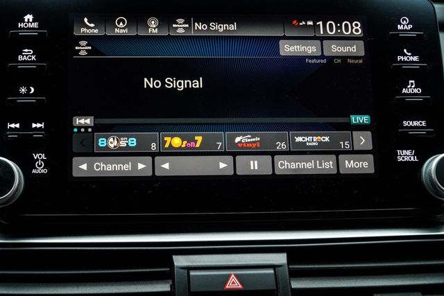 2018 Honda Accord Hybrid Touring Sedan - 23025838 - 28