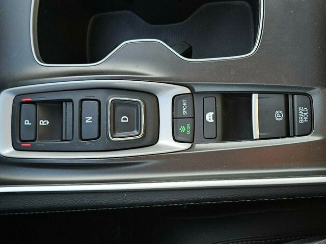 2018 Honda Accord Hybrid Touring Sedan - 22958849 - 27