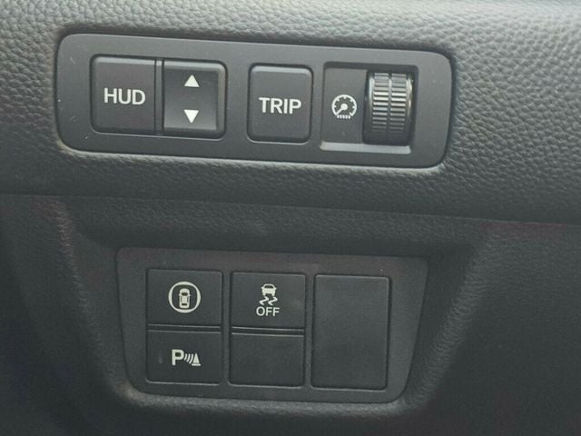 2018 Honda Accord Hybrid Touring Sedan - 22958849 - 33