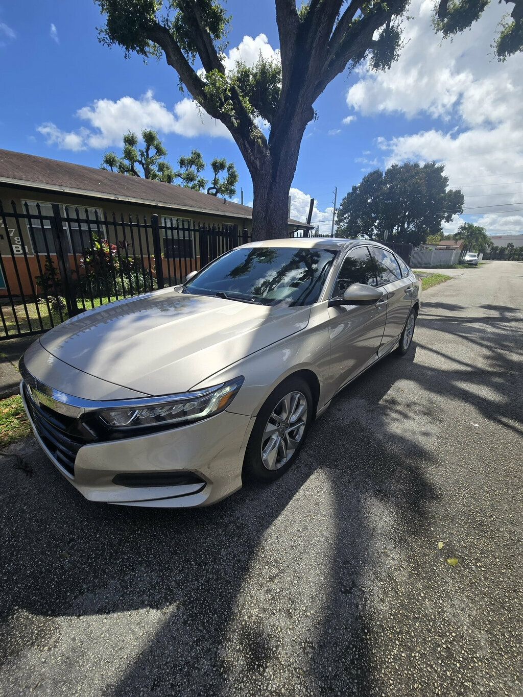 2018 Honda Accord Sedan  - 23011891 - 9