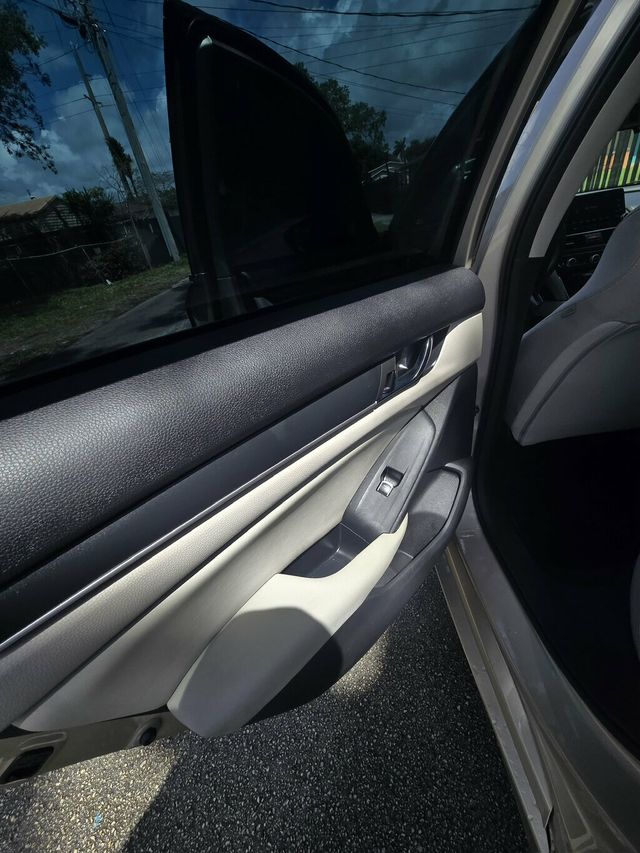 2018 Honda Accord Sedan  - 23011891 - 8