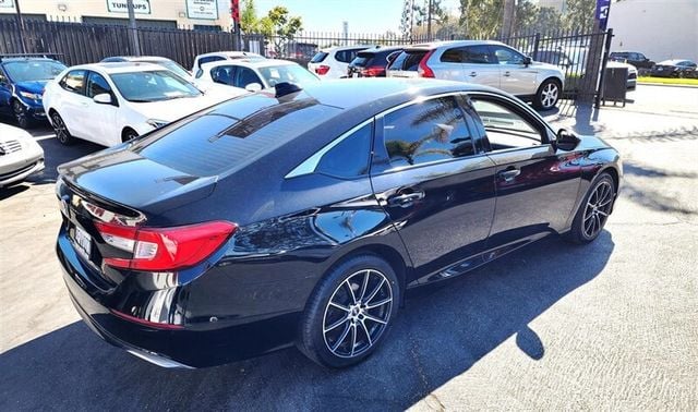 2018 Honda Accord Sedan  - 22630936 - 14