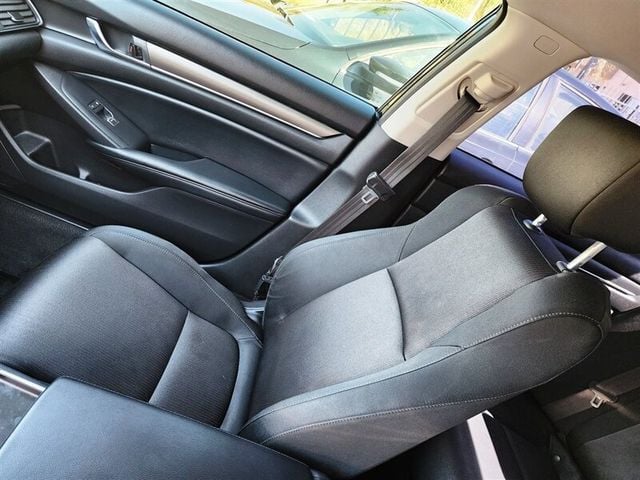 2018 Honda Accord Sedan  - 22630936 - 8