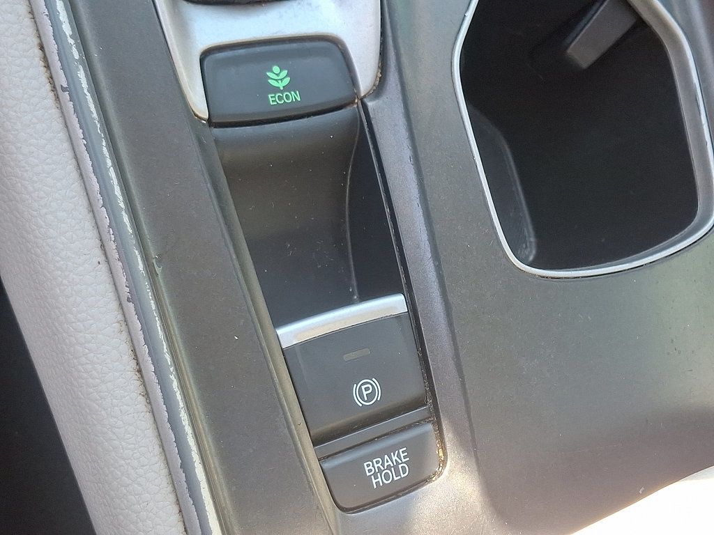 2018 Honda Accord EX 1.5T photo 23