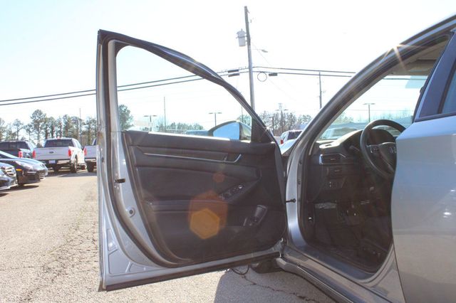 2018 Honda Accord Sedan EX CVT - 22981567 - 27