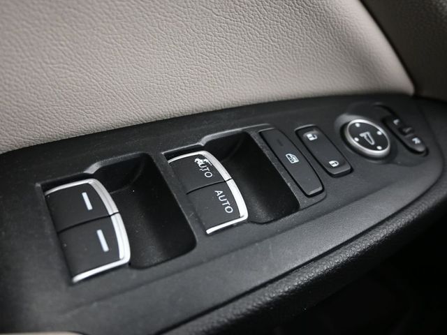 2018 Honda Accord Sedan EX-L - 22991326 - 32