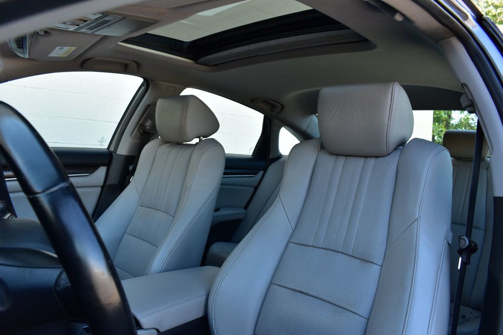 2018 Honda Accord EX-L 1.5T photo 14