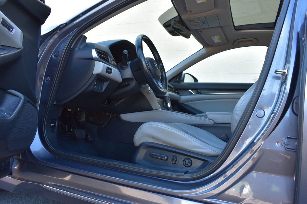 2018 Honda Accord EX-L 1.5T photo 15