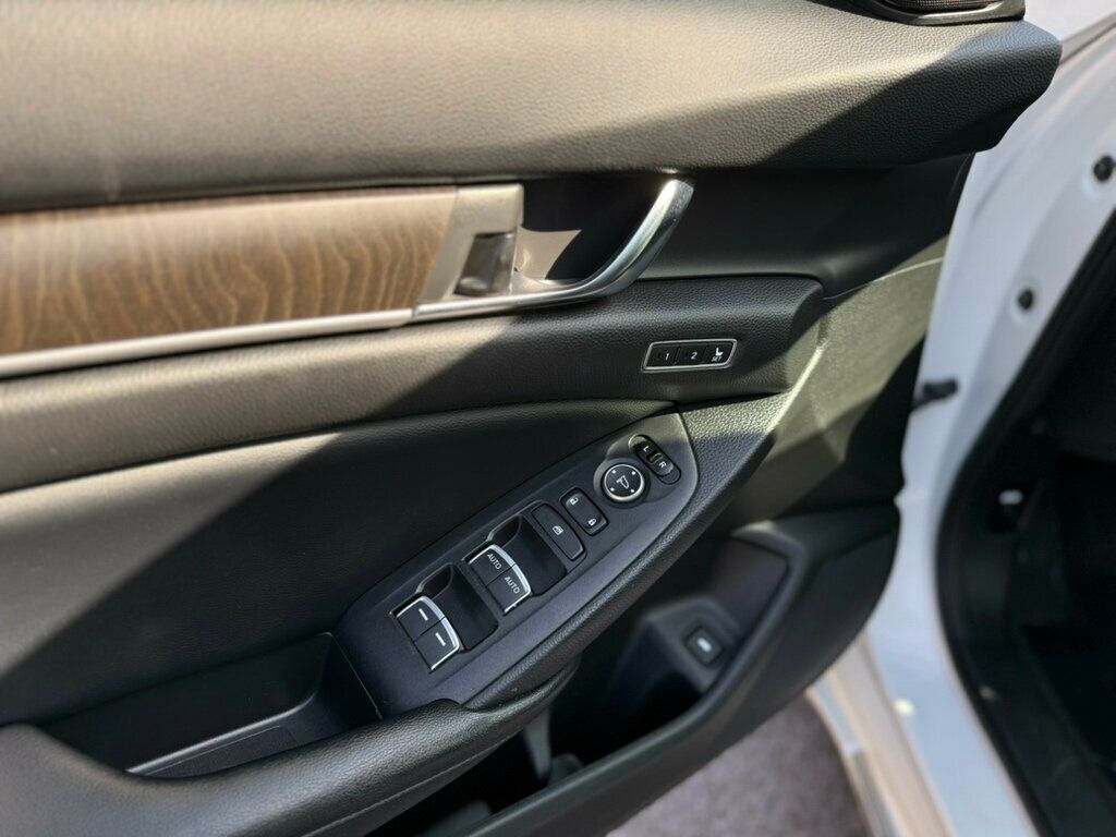 2018 Honda Accord EX-L 1.5T photo 10