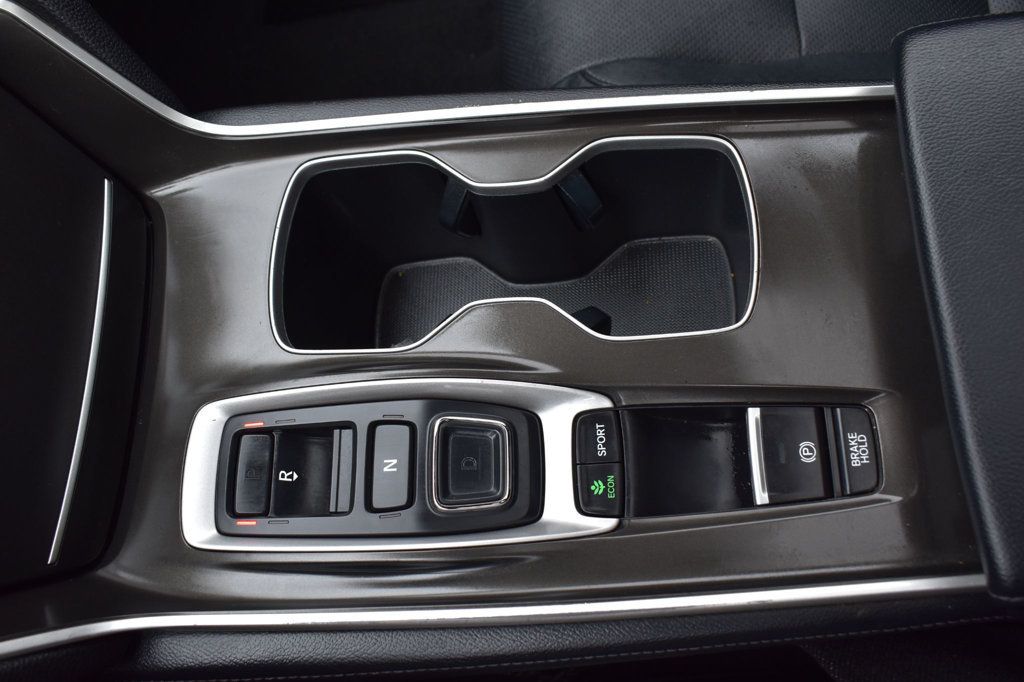 2018 Honda Accord Sedan EX-L 2.0T Automatic - 22990930 - 39