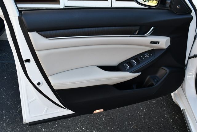 2018 Honda Accord Sedan EX-L 2.0T Automatic Sedan W/Blind Spot Assist - 23080233 - 10