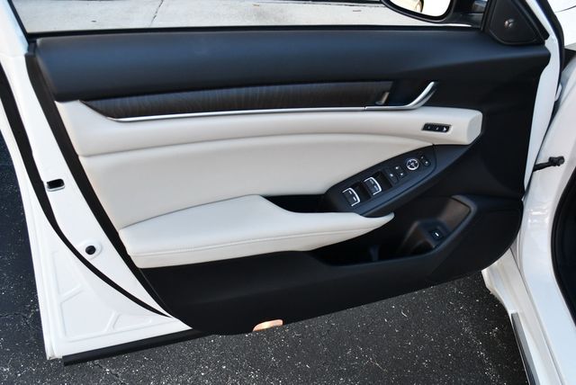 2018 Honda Accord Sedan EX-L 2.0T Automatic Sedan W/Blind Spot Assist - 23080233 - 35