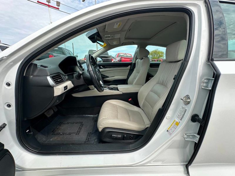 2018 Honda Accord Sedan EX L 4dr Sedan (1.5T I4) - 22919557 - 14