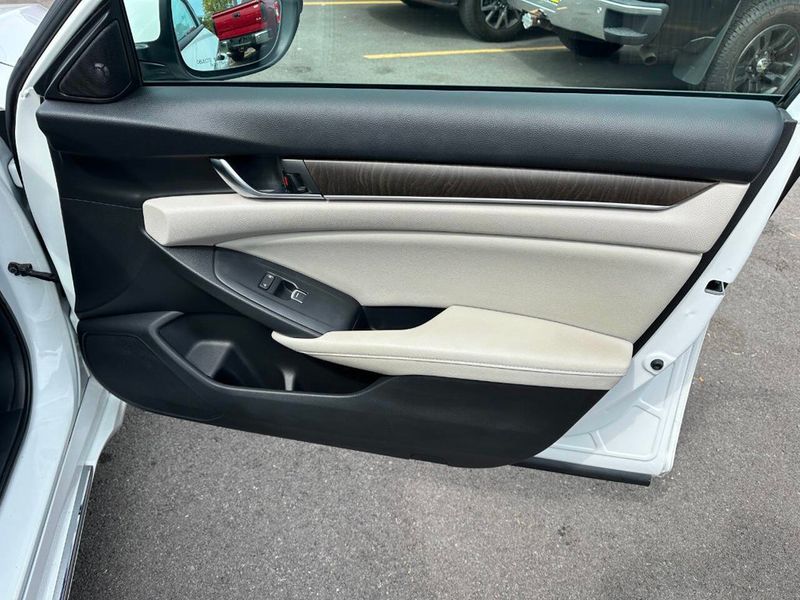 2018 Honda Accord Sedan EX L 4dr Sedan (1.5T I4) - 22919557 - 21