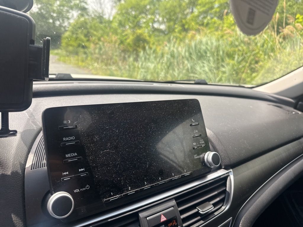 2018 Honda Accord Sedan LX - 23031650 - 11