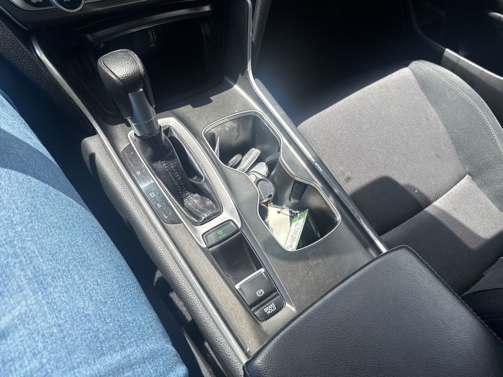 2018 Honda Accord Sedan LX - 23031650 - 13