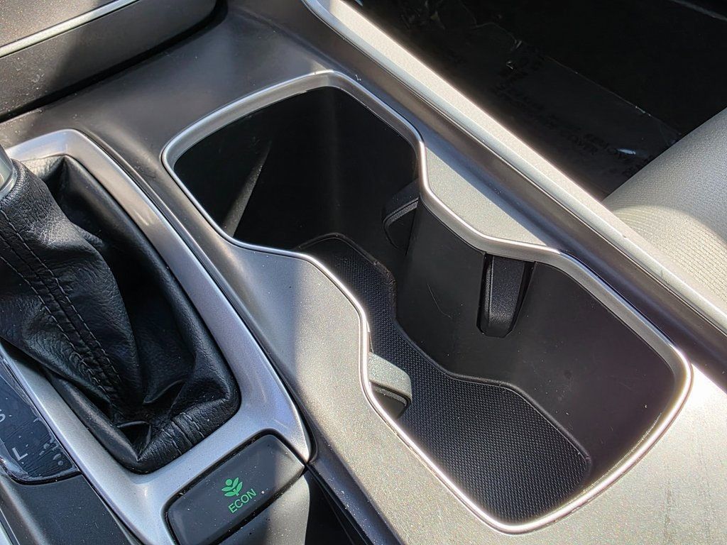 2018 Honda Accord Sedan LX - 22934142 - 29