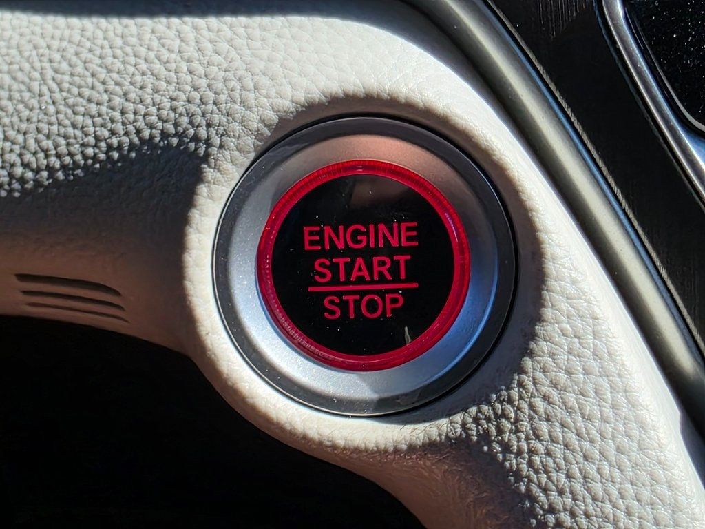 2018 Honda Accord Sedan LX - 22934142 - 32