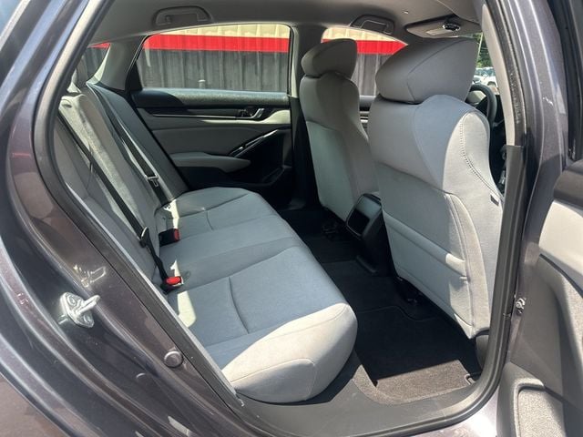 2018 Honda Accord Sedan LX - 22555067 - 15